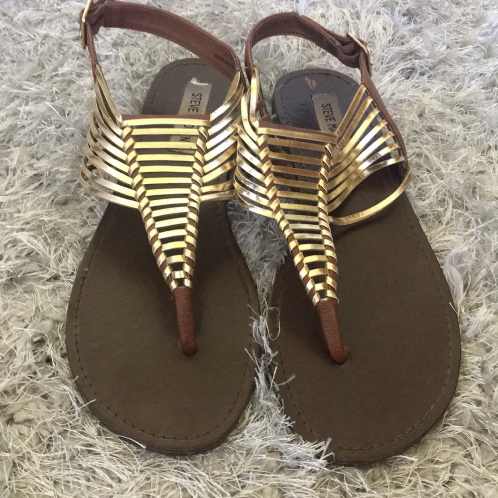 Brown Steve Madden sandals with Gold detailing